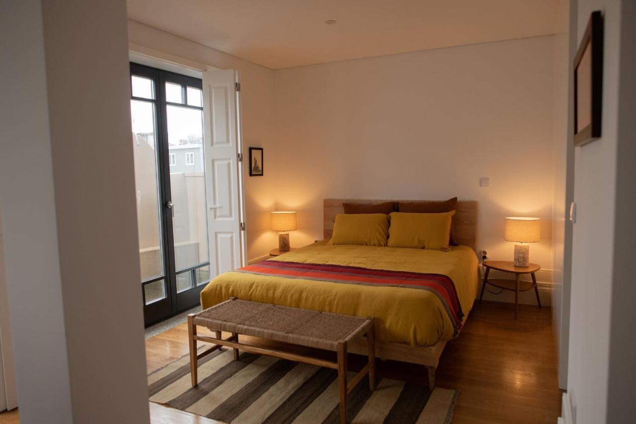 Spacious Studio W/ Balcony & Ac By Lovelystay Porto Exterior photo